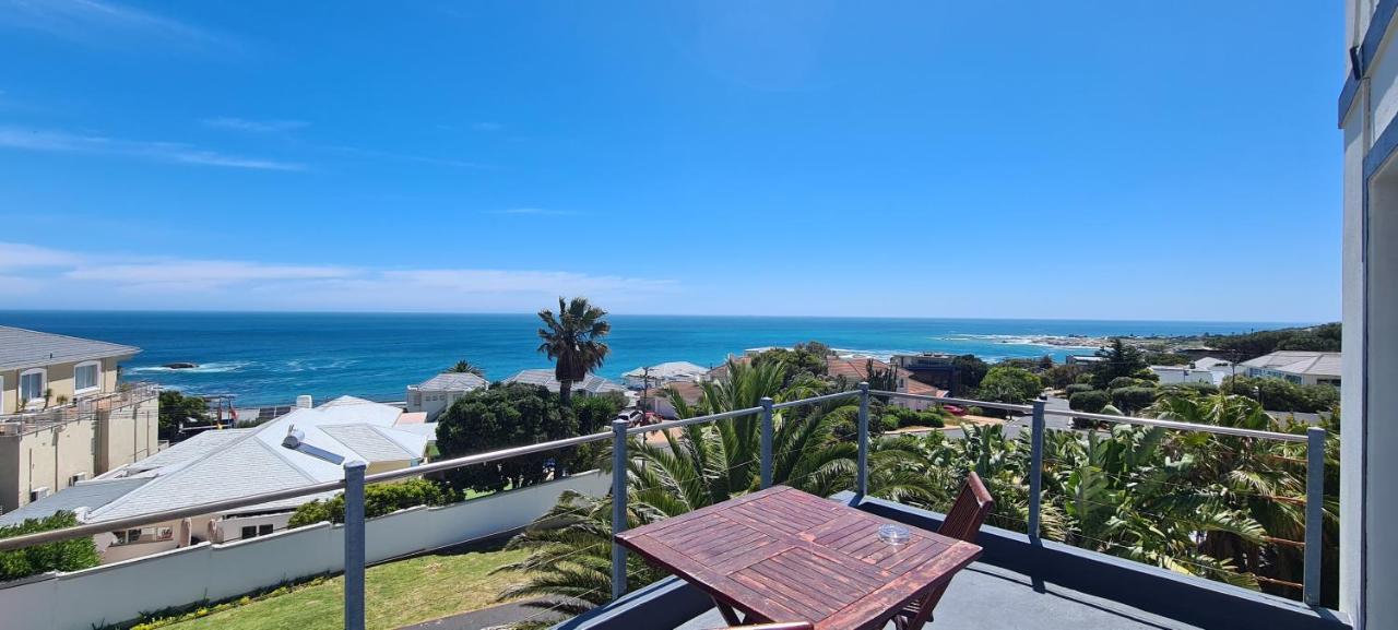 Finchley Guesthouse In Camps Bay Cape Town Exterior foto