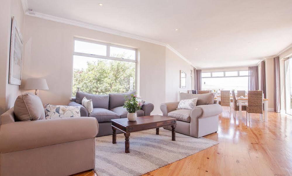 Finchley Guesthouse In Camps Bay Cape Town Exterior foto